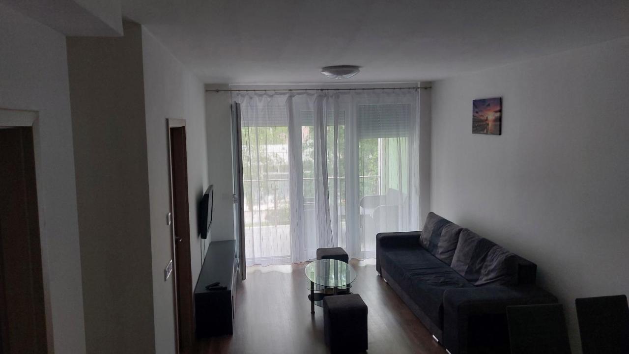 Lido Riviera Apartman バラトンレッレ エクステリア 写真